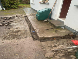 thumb_croc_1761079503680